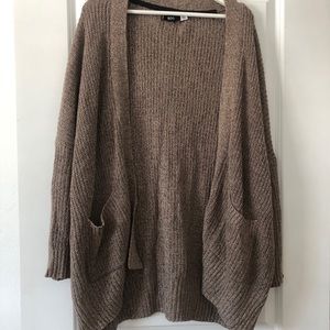 Cute cardigan!